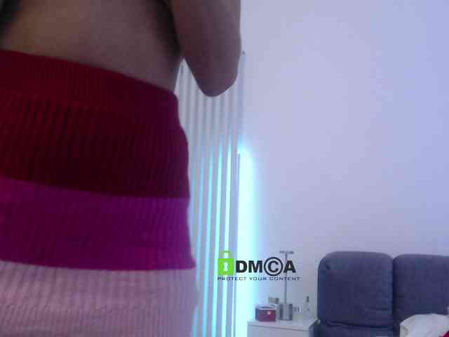 MaxineDi webcam