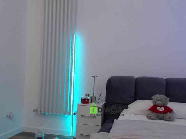 MaxineDi webcam