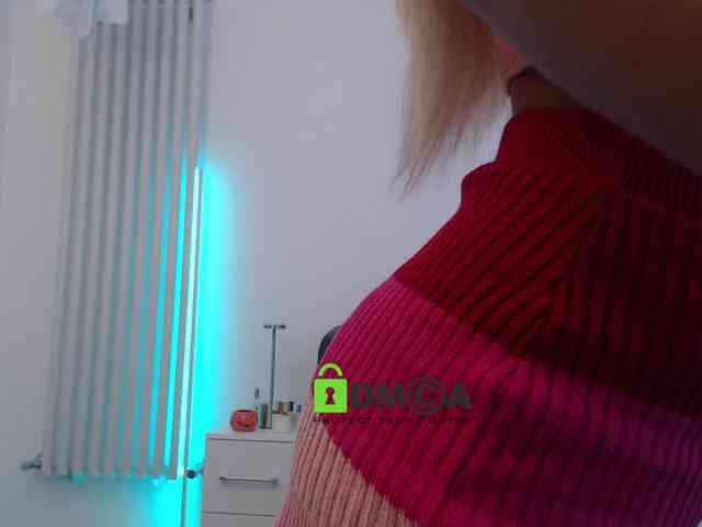 MaxineDi webcam