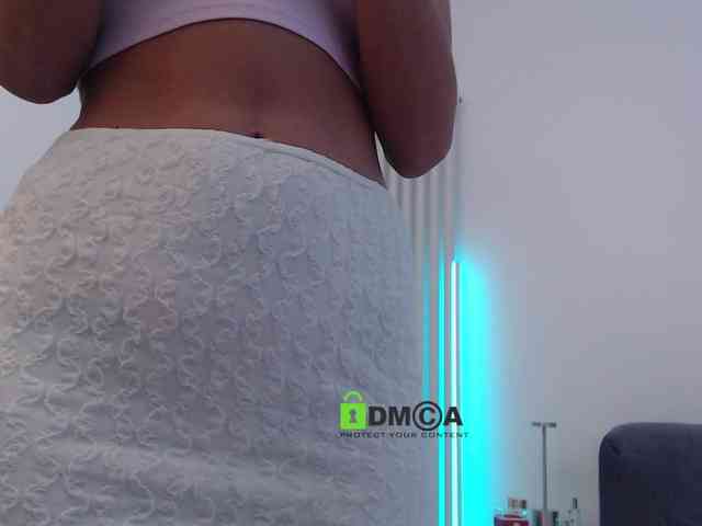 MaxineDi webcam