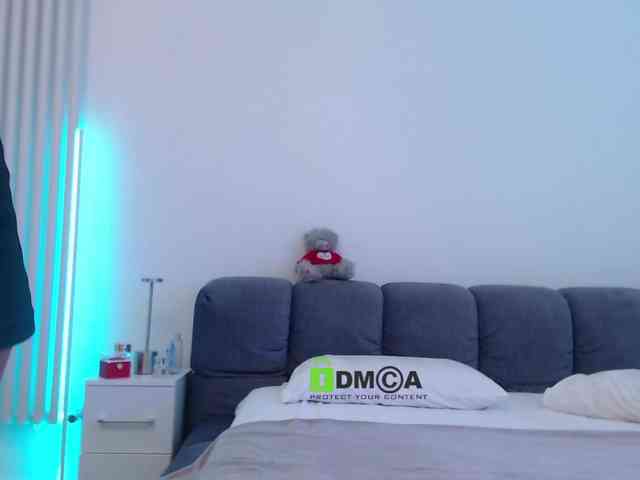MaxineDi webcam