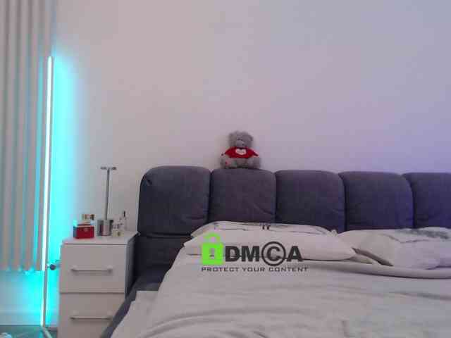 MaxineDi webcam