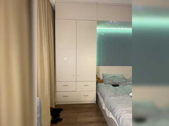 go to chat with MelenaFox