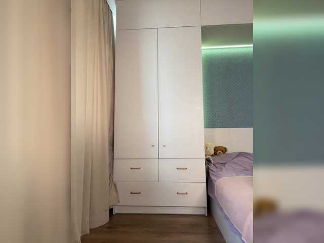 go to chat with MelenaFox