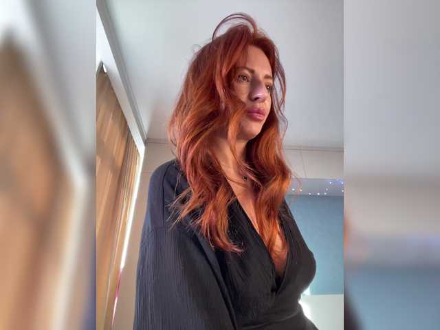 -wowFox-'s BongaCams show and profile