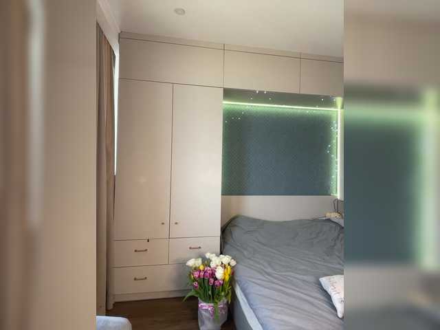 -wowFox-'s BongaCams show and profile