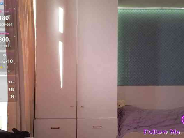 MelenaFox webcam