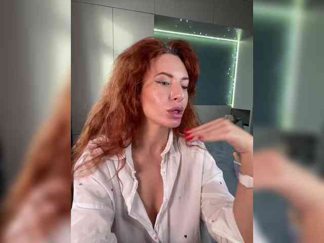 -wowFox- Live Webcam on BongaCams