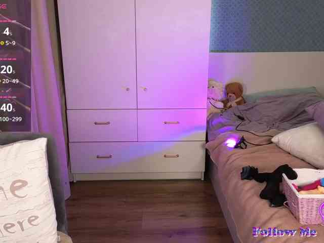 random chat cam -wowFox-