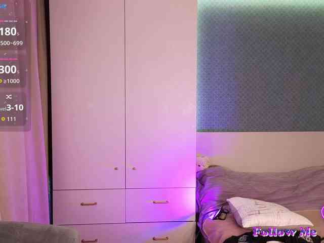 MelenaFox webcam
