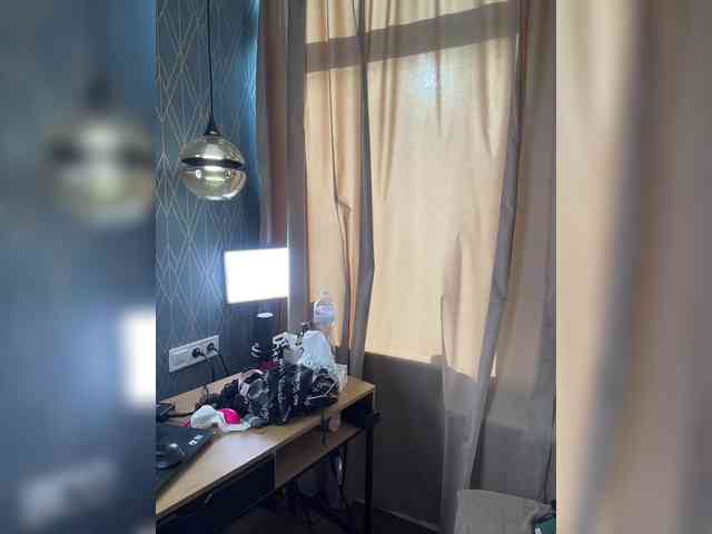 MelenaFox webcam