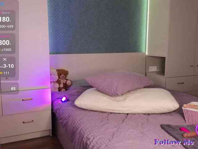MelenaFox webcam