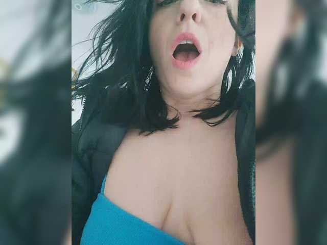 lovehornyman's BongaCams show and profile