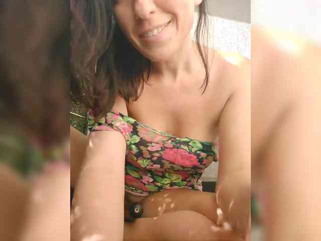 Lovehornyman webcam