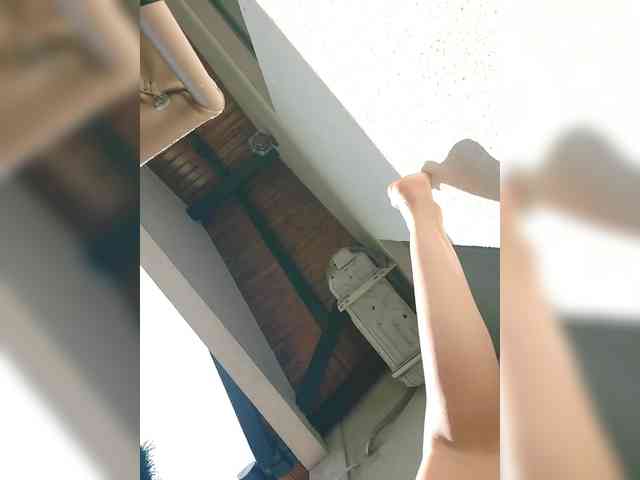 Lovehornyman webcam