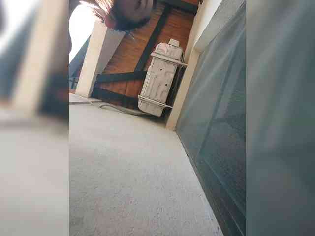 Lovehornyman webcam