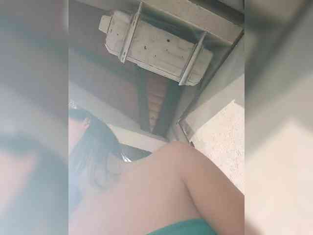 Lovehornyman webcam