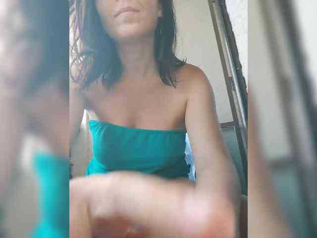 Lovehornyman webcam
