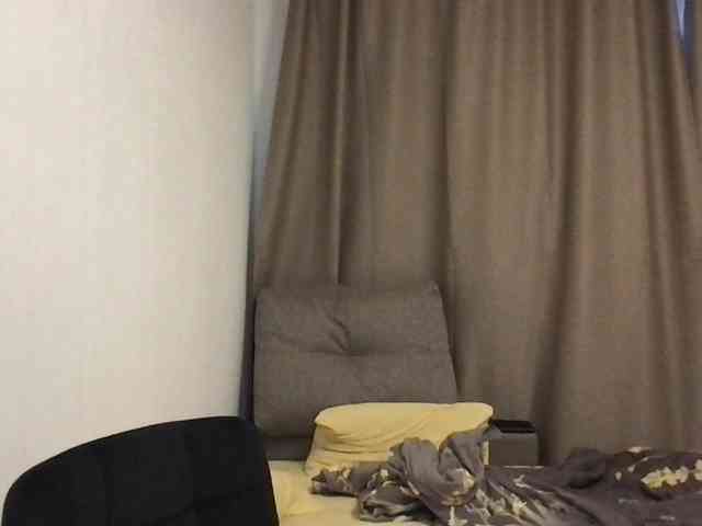 MilaBi-192569 webcam