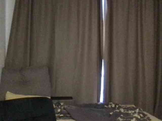 MilaBi-192569 webcam