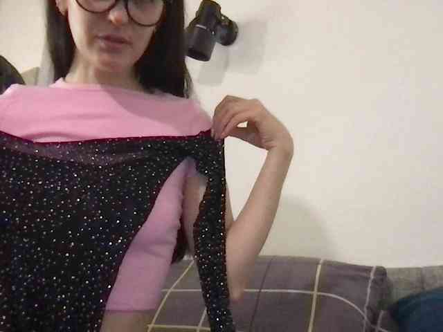 MilaBi-192569 webcam