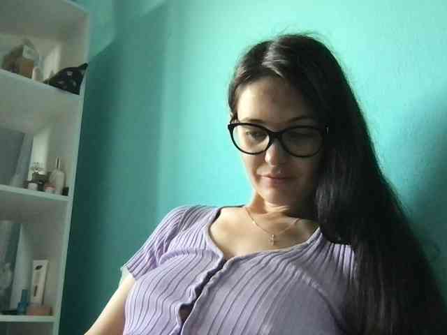 MilaBi-192569 webcam
