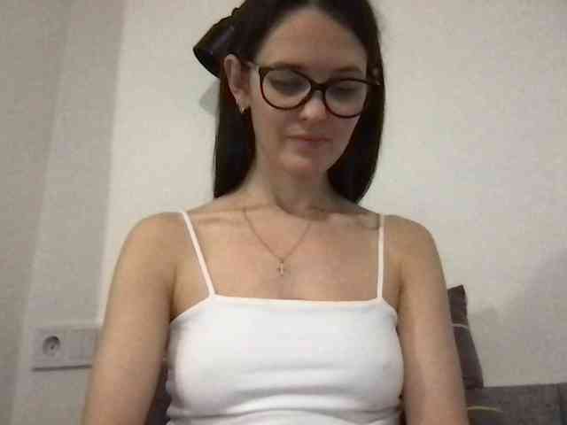 MilaBi-192569 webcam