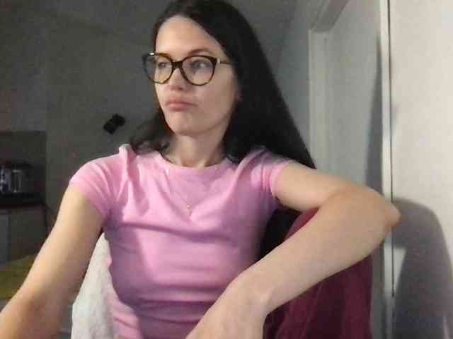 MilaBi-192569 webcam