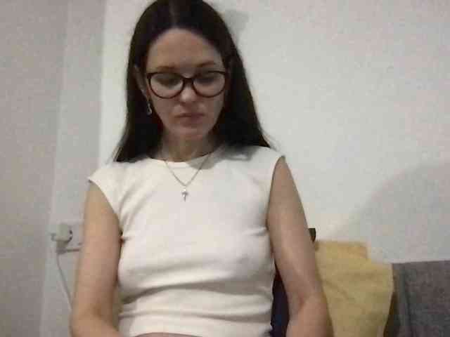 MilaBi-192569 webcam