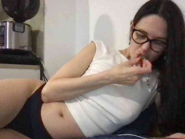 MilaBi-192569 webcam
