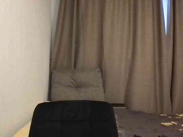 MilaBi-192569 webcam