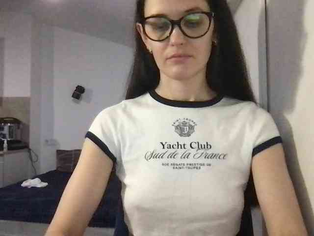 MilaBi-192569 webcam