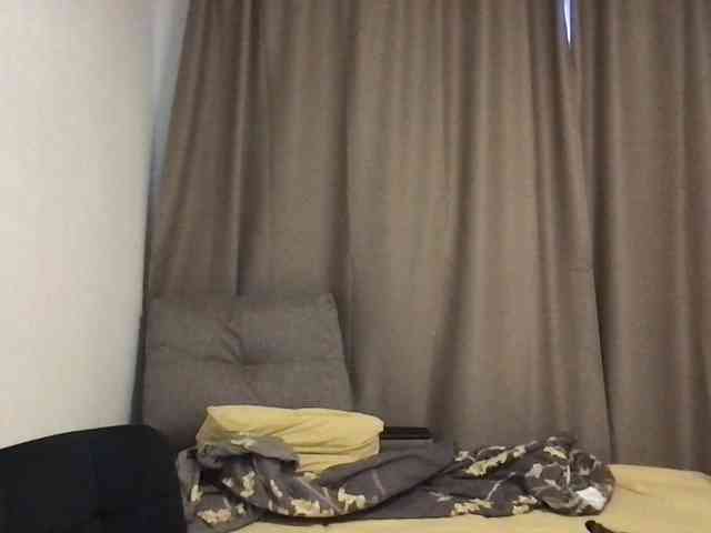 MilaBi-192569 webcam