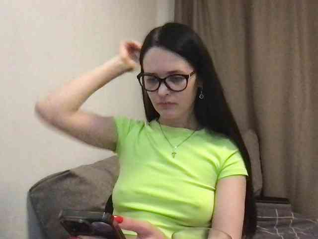 MilaBi-192569 webcam