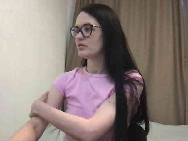 MilaBi-192569 webcam