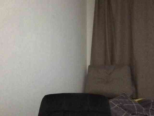 MilaBi-192569 webcam