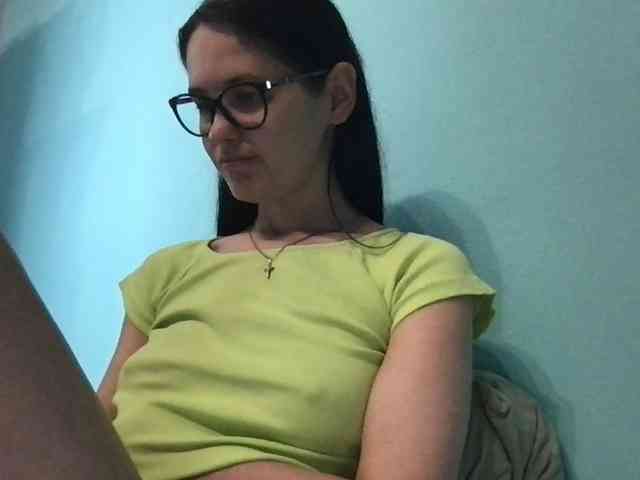 MilaBi-192569 webcam