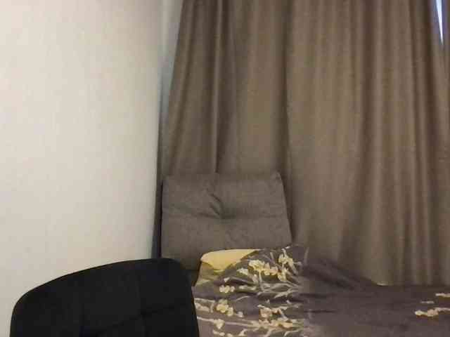 MilaBi-192569 webcam