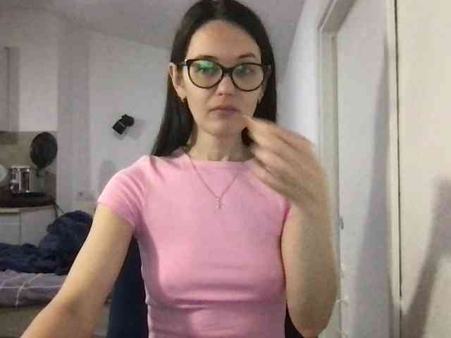 MilaBi-192569 webcam