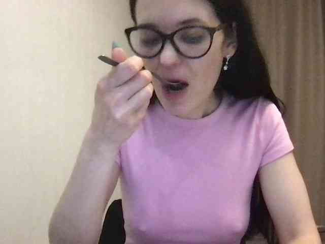 MilaBi-192569 webcam