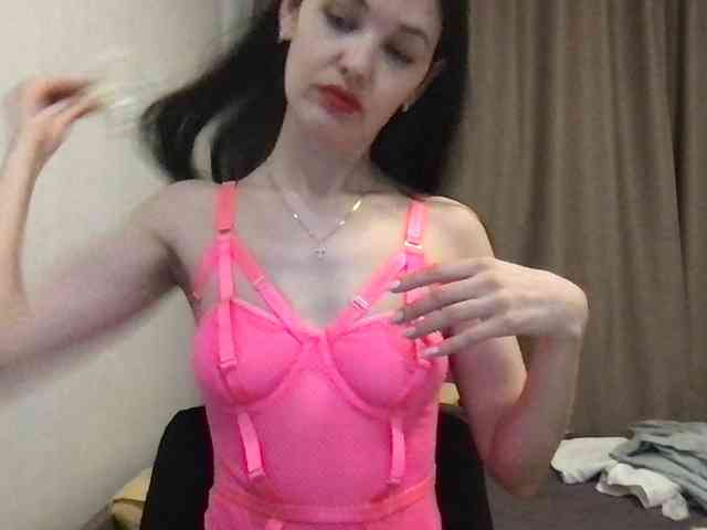 MilaBi-192569 webcam