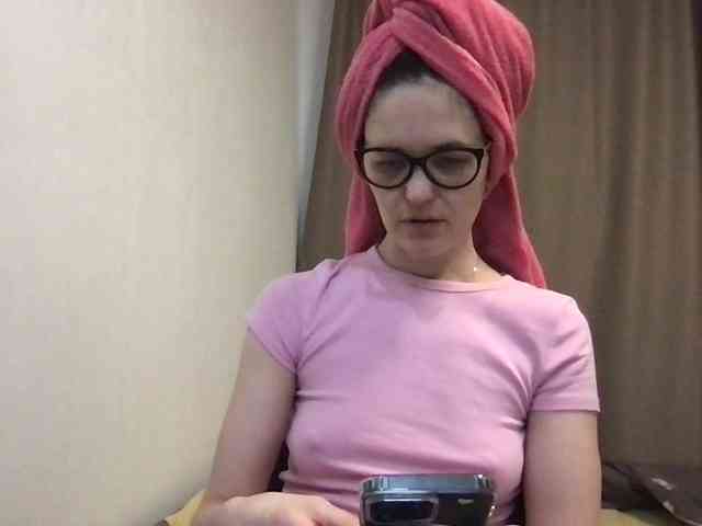 MilaBi-192569 webcam