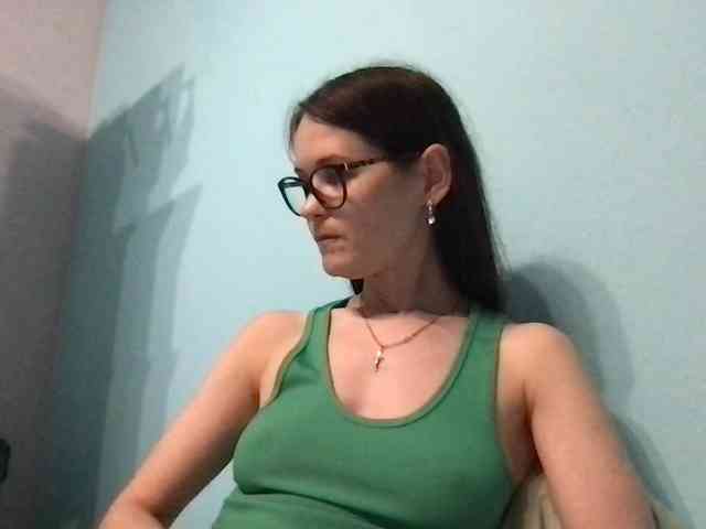 MilaBi-192569 webcam