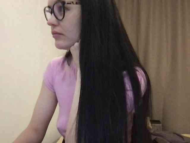 MilaBi-192569 webcam