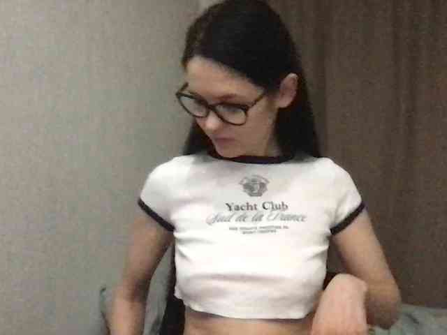 MilaBi-192569 webcam