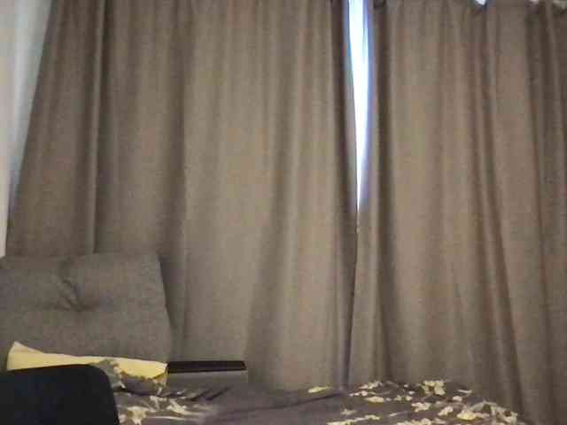 MilaBi-192569 webcam