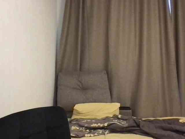 MilaBi-192569 webcam