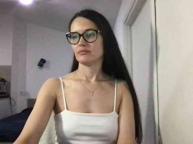 MilaBi-192569 webcam