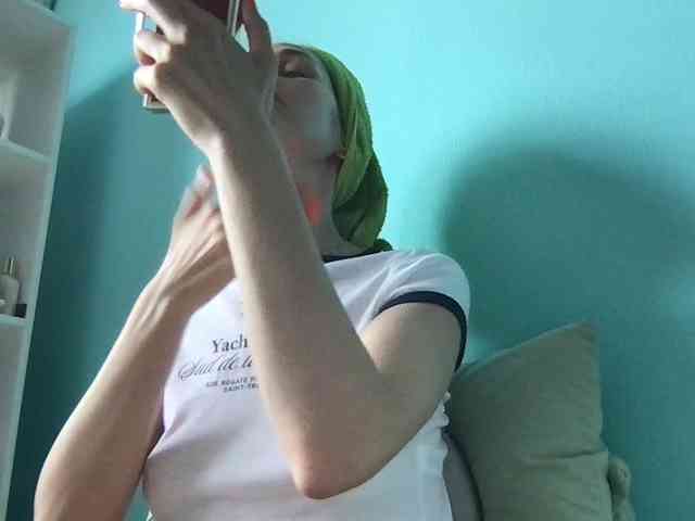 MilaBi-192569 webcam