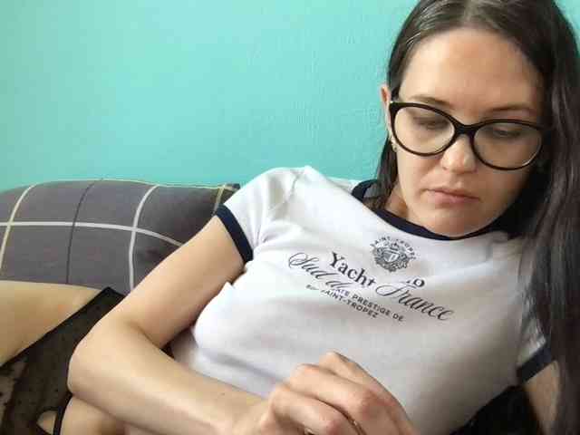 MilaBi-192569 webcam